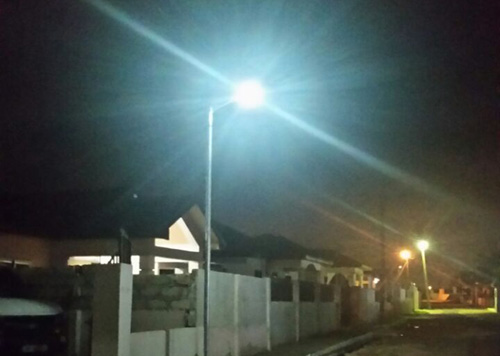 integrated solar area light