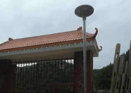 UFO solar AREA light