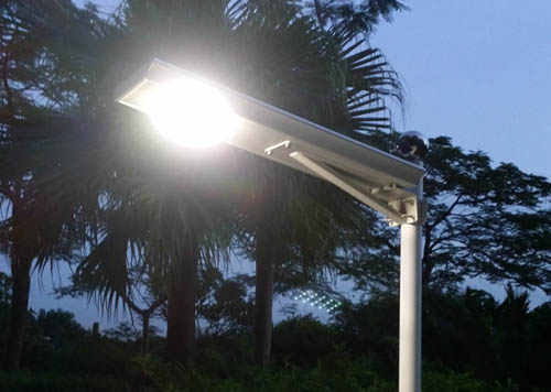 Lampadaire Solaire Tout en Un 20w