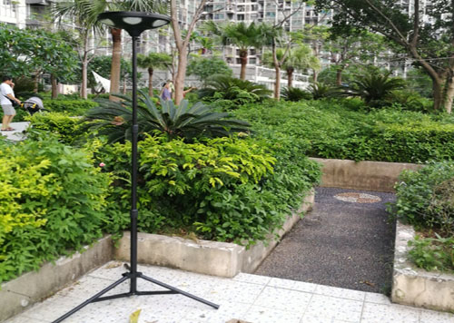 UFO solar garden light