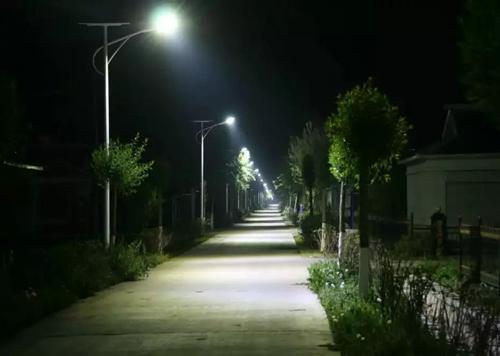 split solar stret light
