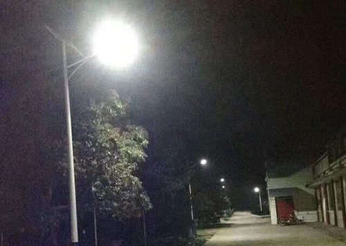 split solar street light
